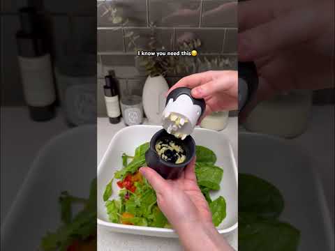 Gracula in action 🧛‍♂️#kitchengadgets